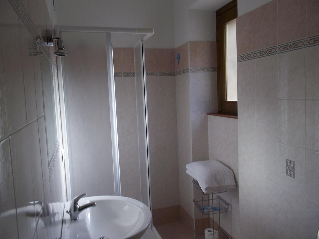 Le Antiche Torri Bed & Breakfast Pescasseroli Oda fotoğraf