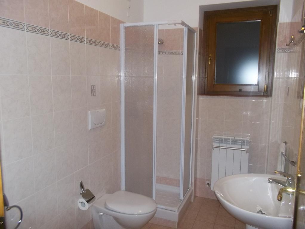 Le Antiche Torri Bed & Breakfast Pescasseroli Oda fotoğraf